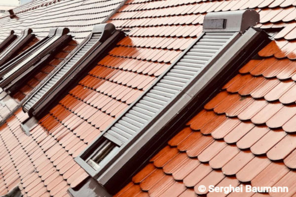 Solar Dachfensterrollladen
